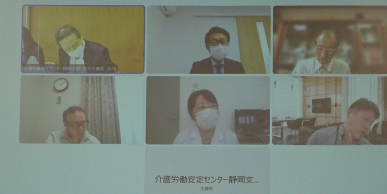 写真： 